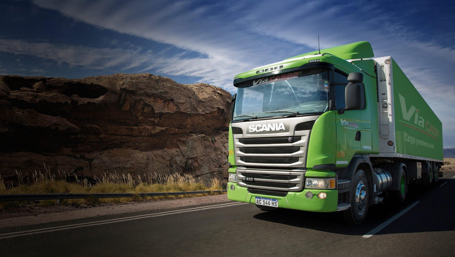 Cuánto cuesta el envío con Vía Cargo en Argentina 1 camion de via cargo transportando paquetes