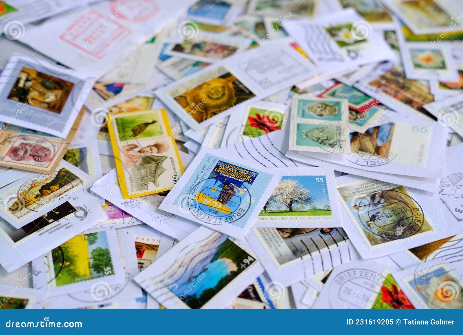 sobres con sellos postales de diferentes paises